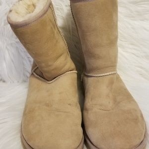 Short UGG Boots